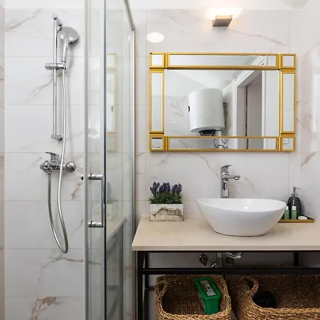 Old Town Apartment